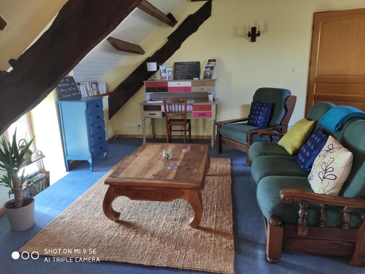 Apartamento Gite Le Grenier Aux Portes De Broceliande Réminiac Exterior foto